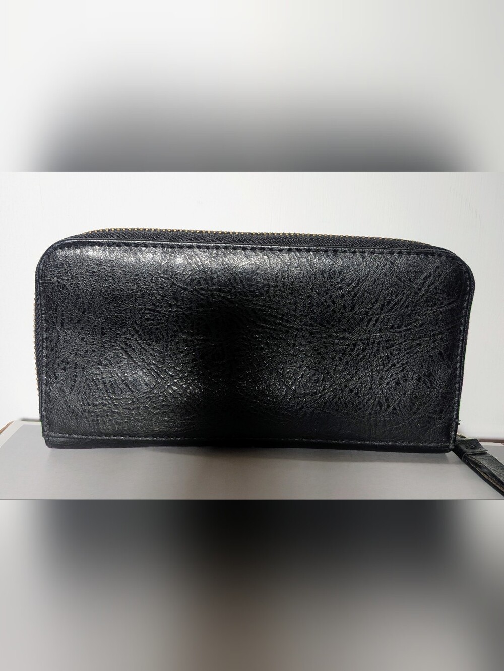 Women's Wallet - Picture 2 of 7